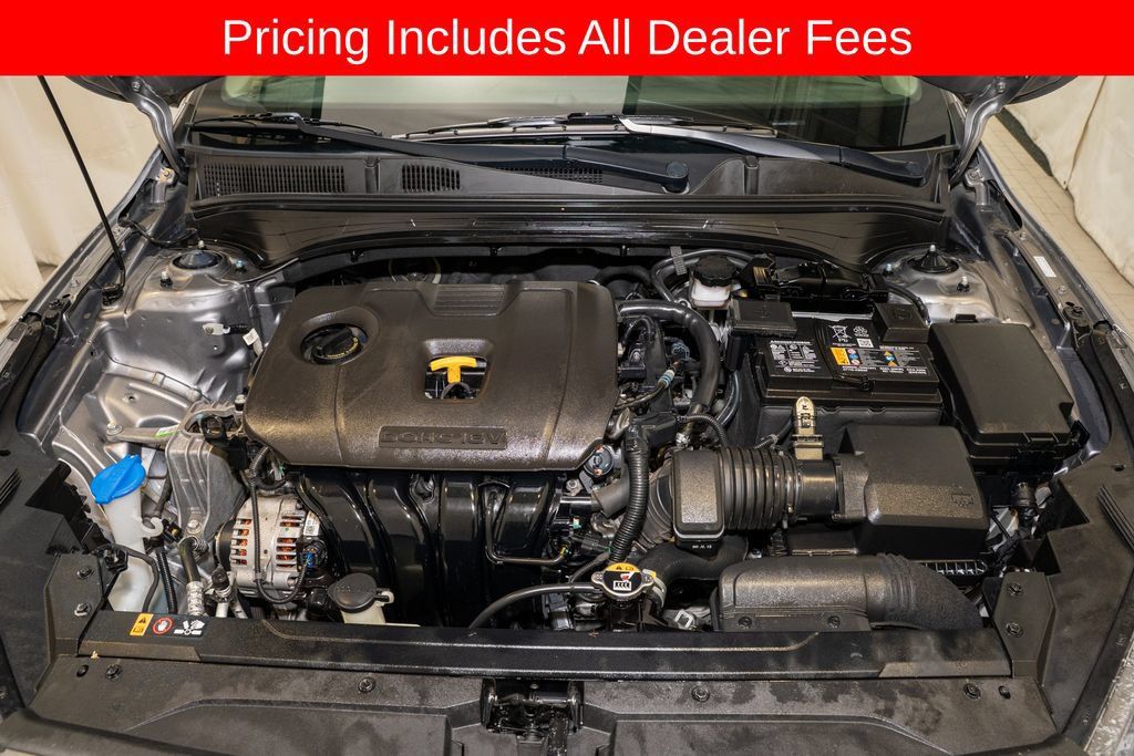Certified 2024 Kia Forte LXS w/ LXS Technology Package FWD image 17