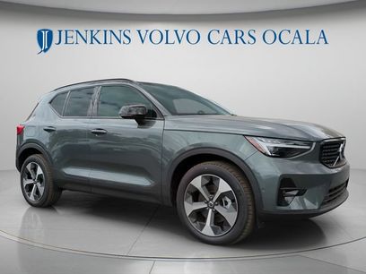 New 2026 Volvo XC40 B5 Plus w/ Protection Package Premier