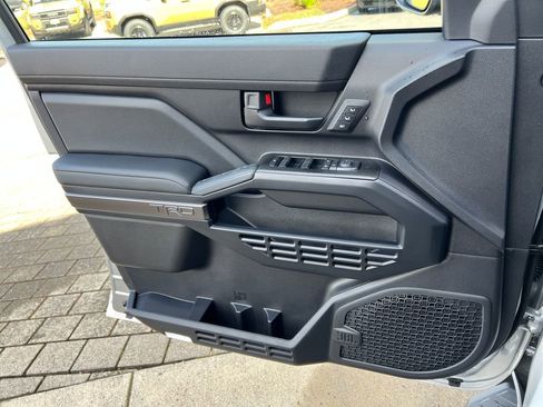 New 2026 Toyota 4Runner TRD Off-Road Premium AWD/4WD image 12