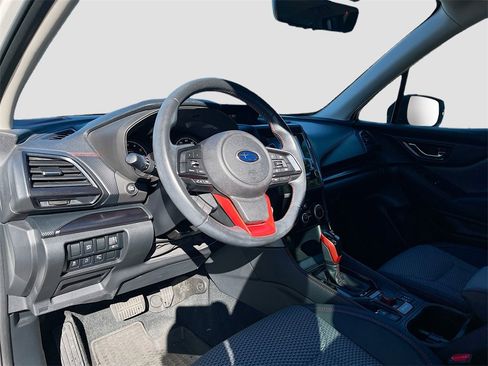 Used 2023 Subaru Forester Sport image 9