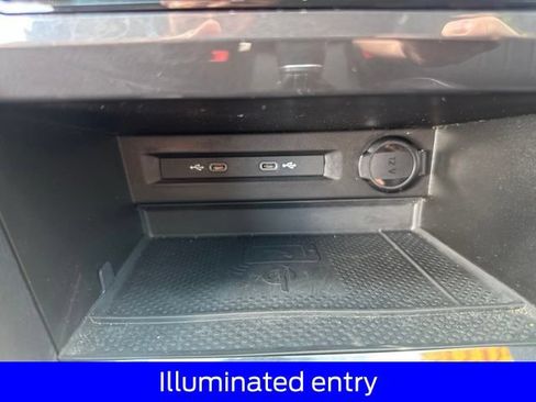 Used 2023 Volkswagen Tiguan SE R-Line AWD/4WD image 29