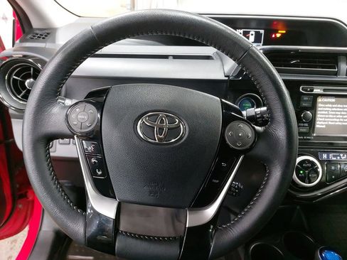 Used 2018 Toyota Prius C Four image 17