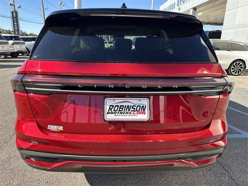 New 2026 Lincoln Nautilus Reserve image 4