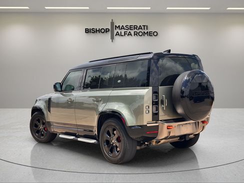 Used 2023 Land Rover Defender 110 X AWD/4WD image 3