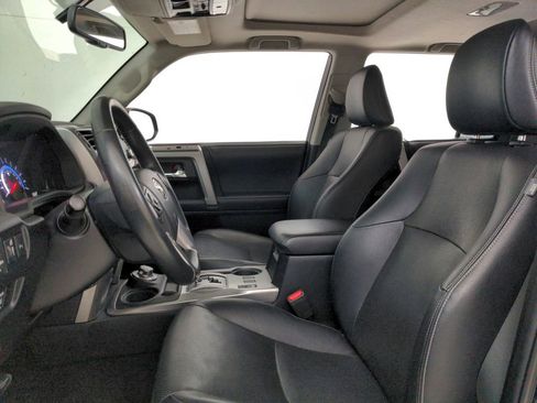 Used 2018 Toyota 4Runner Limited AWD/4WD image 17