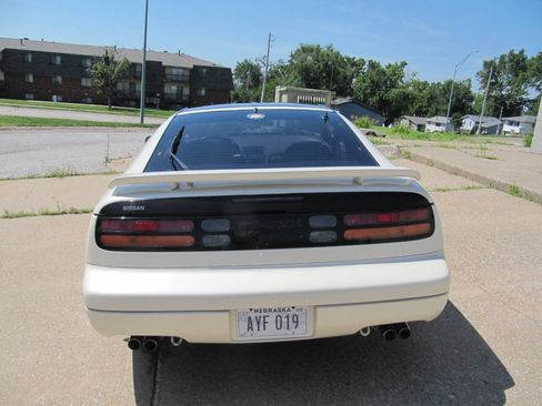 Used 1990 Nissan 300ZX GS RWD image 6