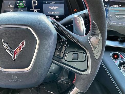 Used 2024 Chevrolet Corvette Stingray Coupe w/ Z51 Performance Package RWD image 17