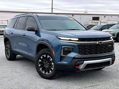 Used 2024 Chevrolet Traverse Z71 w/ Enhanced Driving Package