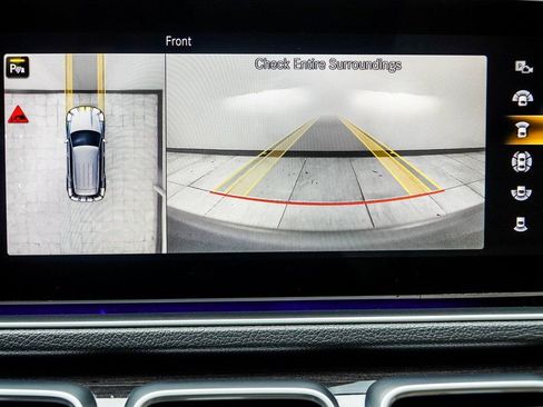 Used 2023 Mercedes-Benz GLE 450 4MATIC w/ Premium Package image 24