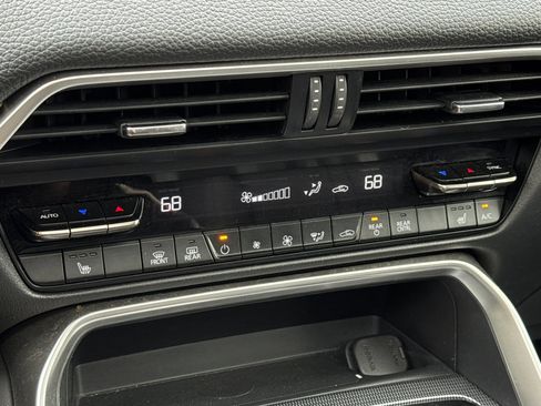 Used 2025 MAZDA CX-90 3.3 Turbo w/ Premium Sport Pkg image 19