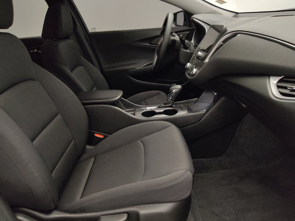 Used 2025 Chevrolet Malibu LS w/ Driver Confidence Package FWD image 21