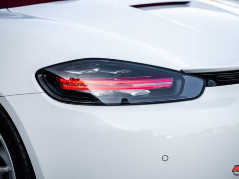 Used 2017 Porsche 718 Boxster image 50