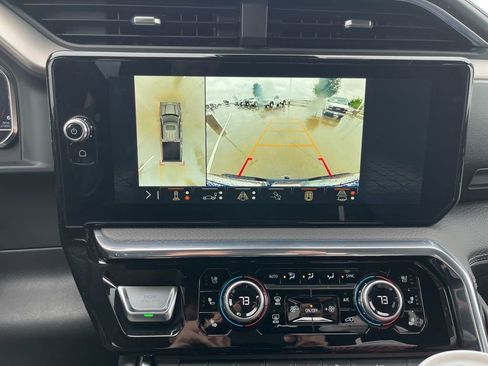 Used 2024 GMC Sierra 1500 Denali w/ Technology Package image 16