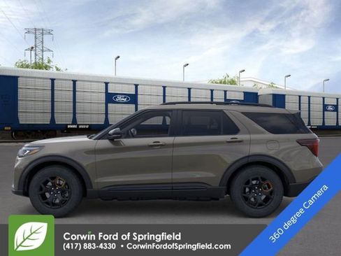 New 2026 Ford Explorer Tremor image 3