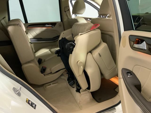 Used 2013 Mercedes-Benz GL 450 4MATIC image 32