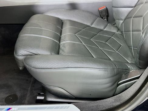 Certified 2023 BMW 740i w/ Executive Package image 20