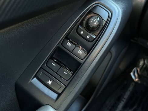 Used 2024 Subaru Crosstrek 2.0i Premium image 22