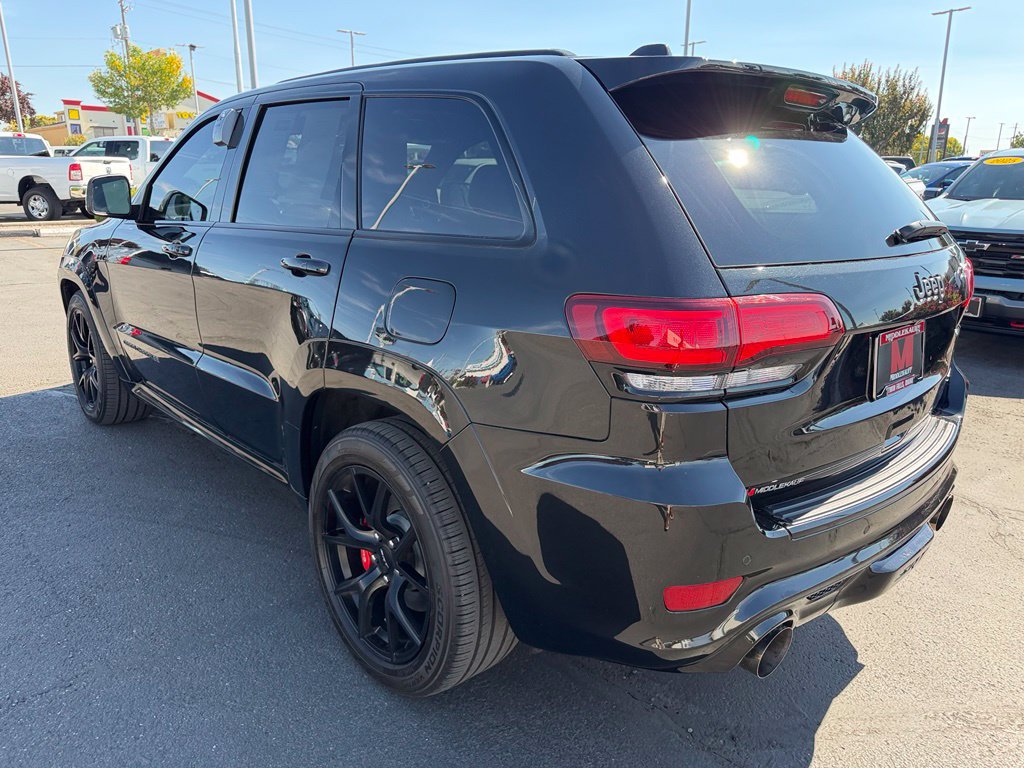 Used 2016 Jeep Grand Cherokee SRT AWD/4WD image 9