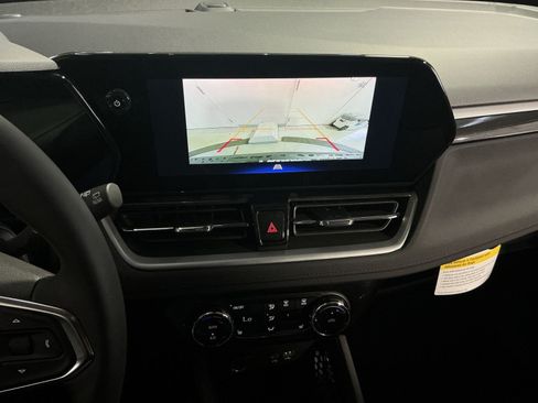 New 2026 Chevrolet TrailBlazer LT w/ Convenience Package FWD image 20