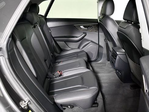 Used 2019 Audi Q8 Premium w/ Convenience Package image 48