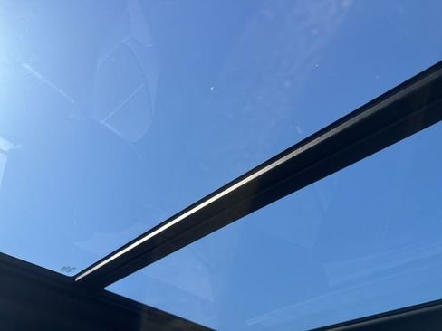 Used 2023 Toyota Tundra Platinum w/ Advanced Package image 39