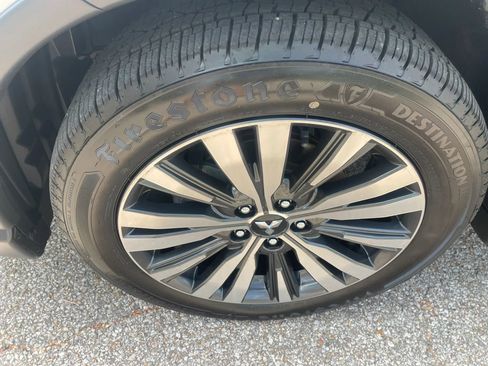 Used 2020 Mitsubishi Outlander LE image 9