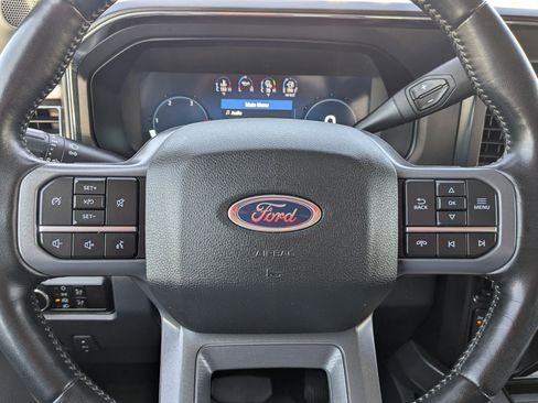 Used 2023 Ford F350 Lariat w/ Sport Appearance Package image 17