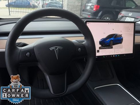 Used 2023 Tesla Model 3 Standard Range RWD image 12