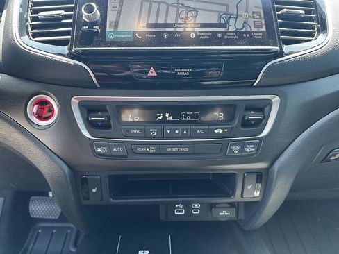 Certified 2025 Honda Ridgeline TrailSport image 17