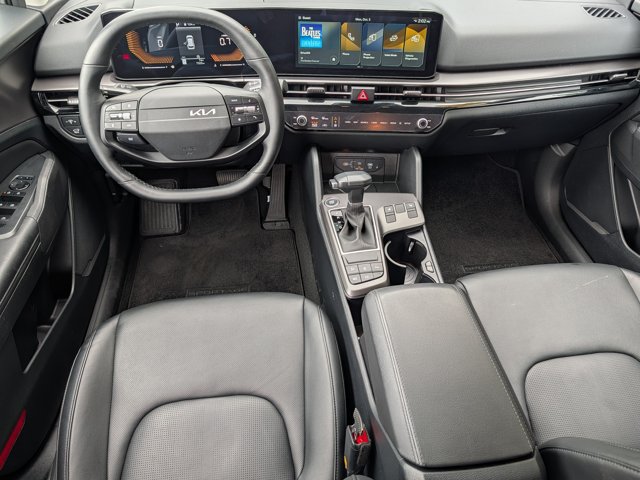 Used 2026 Kia Sportage EX FWD image 19