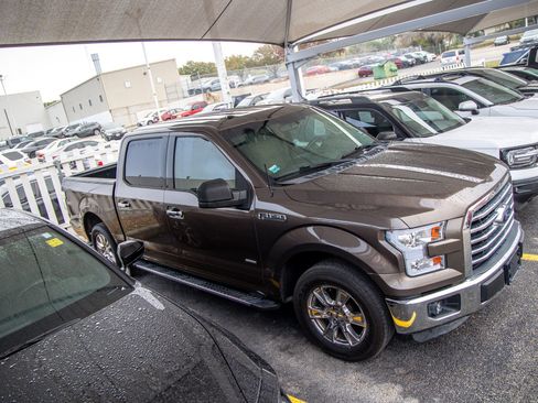 Used 2015 Ford F150 XLT w/ Equipment Group 301A Mid image 7