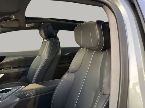 Certified 2025 Cadillac Optiq Sport 2 w/ LPO, Floor Liner Package image 21