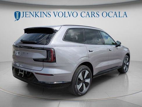 New 2026 Volvo EX90 Plus RWD image 7