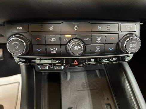 Used 2021 Dodge Durango R/T w/ Tow 'N Go Package image 17