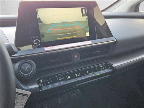 Used 2025 Toyota Prius XLE image 13