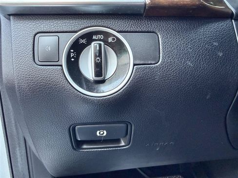 Used 2012 Mercedes-Benz ML 350 BlueTEC 4MATIC image 37