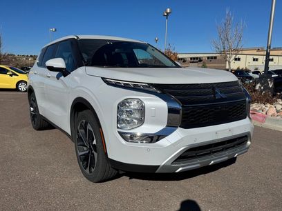 Used 2024 Mitsubishi Outlander SE