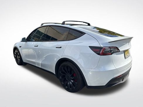 Used 2022 Tesla Model Y Performance image 4