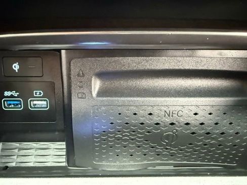 Used 2023 Genesis GV80 2.5T w/ Prestige 20" Package image 30