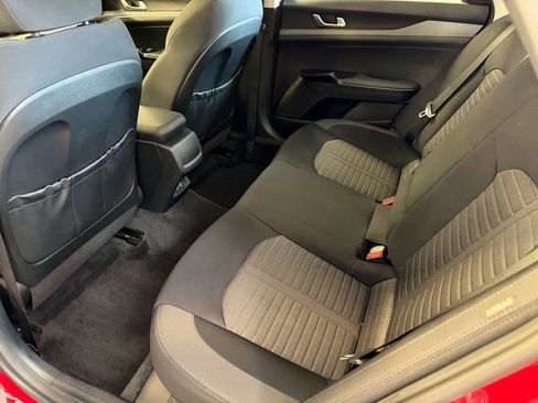 Used 2025 Kia K5 LXS FWD image 3
