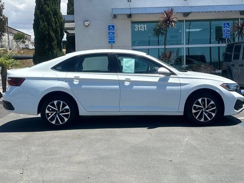 Used 2024 Volkswagen Jetta S FWD image 3