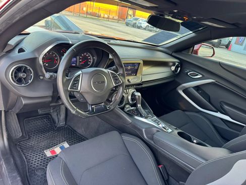 Used 2021 Chevrolet Camaro LT w/ Wild Cherry Design Package 1 RWD image 23