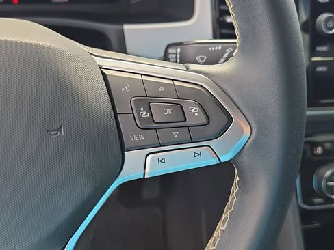 Used 2023 Volkswagen Atlas Cross Sport SE w/ Panoramic Sunroof Package AWD/4WD image 33