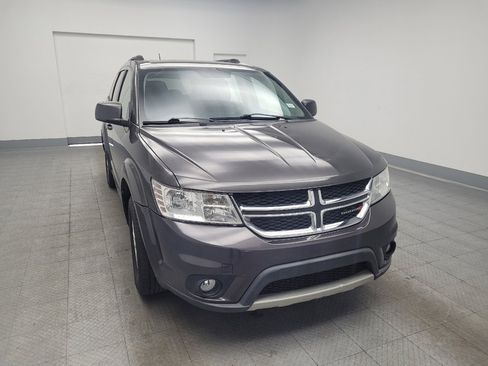Used 2017 Dodge Journey SXT w/ Safe & Sound Group FWD image 14