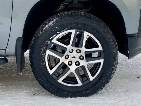 Used 2020 Chevrolet Silverado 1500 LT Trail Boss image 15