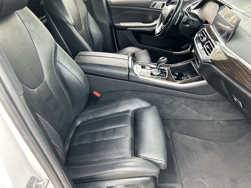 Used 2020 BMW X5 xDrive40i w/ Convenience Package AWD/4WD image 9