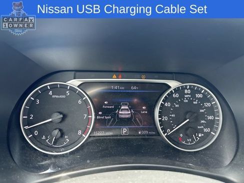 Used 2025 Nissan Sentra SR w/ SR Premium Package FWD image 20