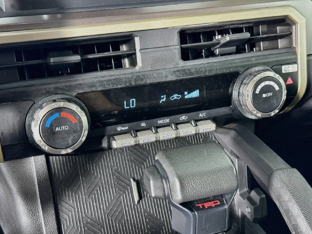 Used 2024 Toyota Tacoma TRD Off-Road AWD/4WD image 17