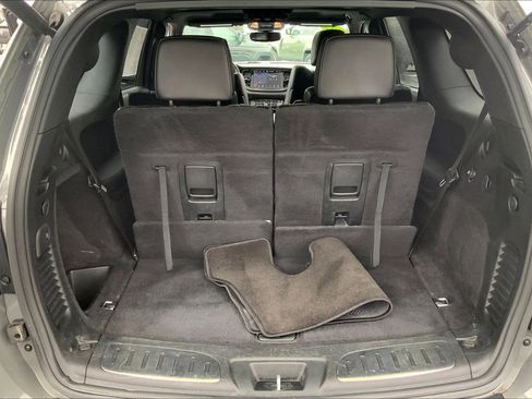 Used 2022 Dodge Durango R/T w/ Trailer Tow Group IV image 34