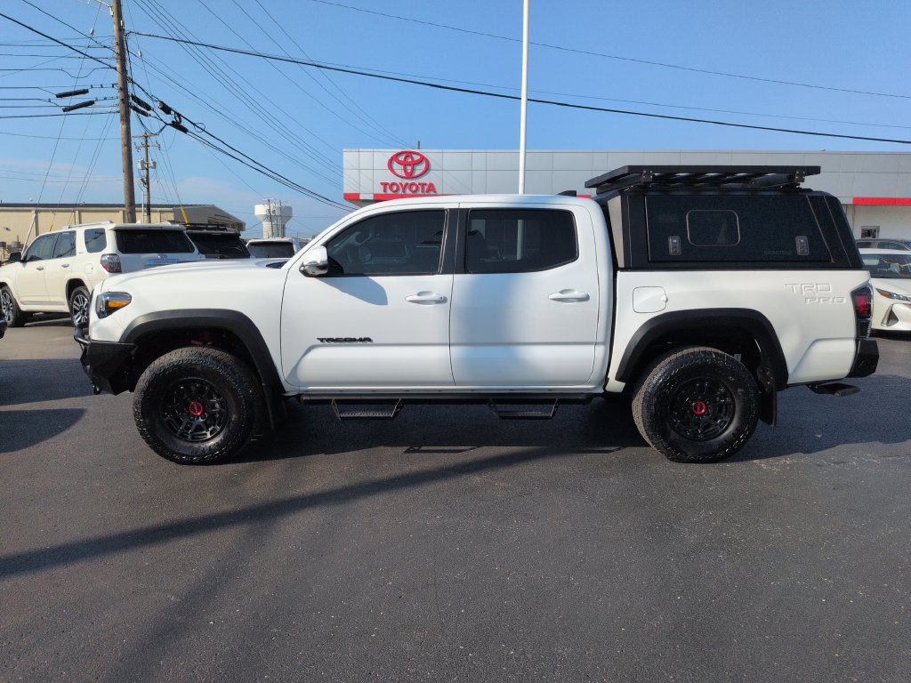 Used 2023 Toyota Tacoma TRD Pro AWD/4WD image 2